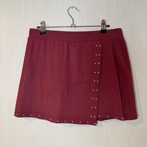 NWT Halara Women’s Burgundy Studded A-Line Performance Skirt Large